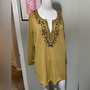 Cable & Gauge Woman Mustard Embellished V-Neck Knit Tunic – Size 2X